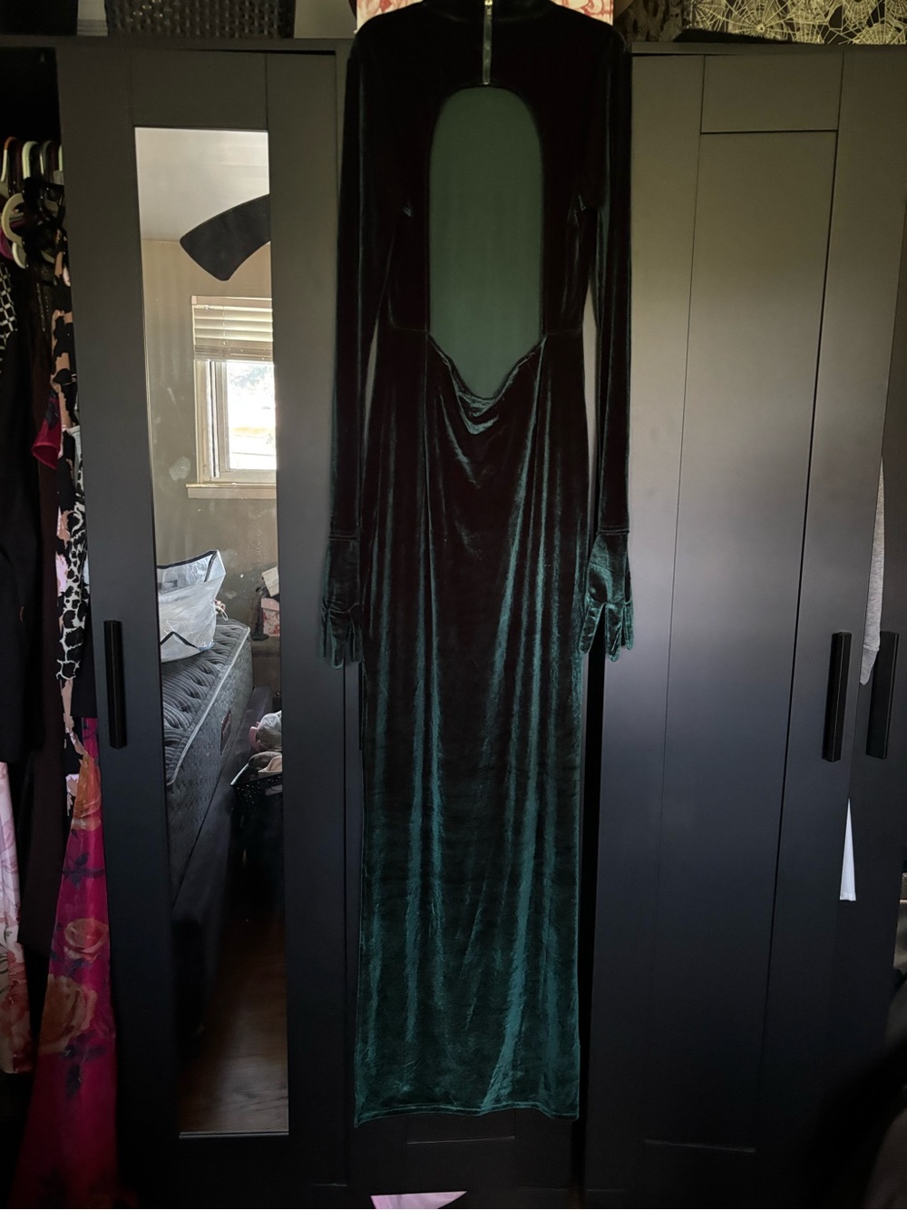 Velvet Holiday Evening Dress in Deep Green - Fashion Nova - Picture 3 of 7